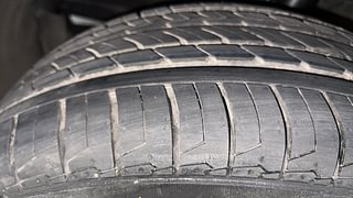 Used 2015 Maruti Suzuki Baleno [2015-2019] Alpha Petrol Petrol Manual tyres LEFT FRONT TYRE TREAD VIEW