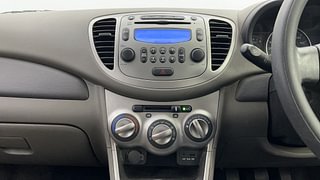 Used 2015 hyundai i10 Sportz 1.1 Petrol Petrol Manual top_features Integrated (in-dash) music system