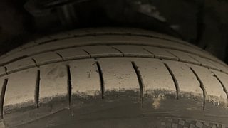 Used 2020 mg-motors Hector 1.5 Sharp DCT Petrol Automatic tyres RIGHT FRONT TYRE TREAD VIEW