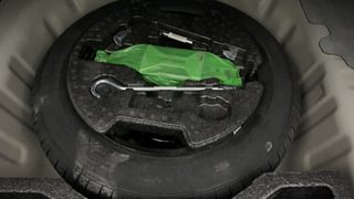 Used 2023 Maruti Suzuki Ciaz Alpha AT Petrol Petrol Automatic tyres SPARE TYRE VIEW