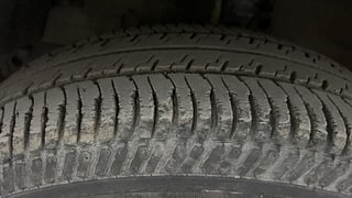 Used 2017 Maruti Suzuki Swift [2014-2017] VXI (O) Petrol Manual tyres LEFT FRONT TYRE TREAD VIEW