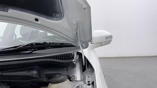 Used 2013 Maruti Suzuki Swift [2011-2017] VDi Diesel Manual engine ENGINE LEFT SIDE HINGE & APRON VIEW