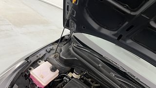 Used 2021 Hyundai New i20 Sportz 1.5 MT Diesel Manual engine ENGINE RIGHT SIDE HINGE & APRON VIEW