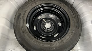 Used 2016 Renault Kwid [2015-2019] RXT Petrol Manual tyres SPARE TYRE VIEW