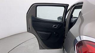 Used 2019 Renault Kwid [2016-2019] 1.0 RXT Petrol Manual interior LEFT REAR DOOR OPEN VIEW