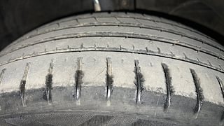 Used 2020 Toyota Glanza [2019-2022] G Petrol Manual tyres RIGHT FRONT TYRE TREAD VIEW