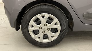 Used 2016 Hyundai Grand i10 Magna 1.2 Kappa VTVT Petrol Manual tyres RIGHT REAR TYRE RIM VIEW
