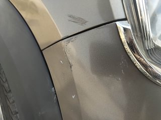 Used 2019 Renault Kwid [2016-2019] 1.0 RXT Petrol Manual dents MINOR SCRATCH