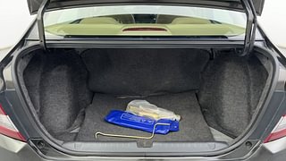 Used 2022 Honda Amaze 1.2 VX CVT i-VTEC Petrol Automatic interior DICKY INSIDE VIEW