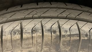 Used 2014 Maruti Suzuki Swift [2011-2017] VXi Petrol Manual tyres LEFT REAR TYRE TREAD VIEW