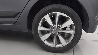 Used 2015 Hyundai Elite i20 [2014-2018] Asta 1.2 Petrol Manual tyres LEFT REAR TYRE RIM VIEW