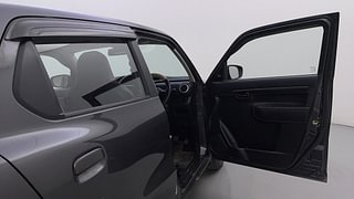 Used 2022 Maruti Suzuki S-Presso VXI Plus (O) Petrol Manual interior RIGHT FRONT DOOR OPEN VIEW