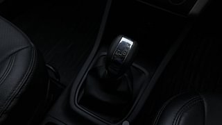 Used 2021 Renault Triber [2019-2021] RXL AMT Petrol Automatic interior GEAR  KNOB VIEW