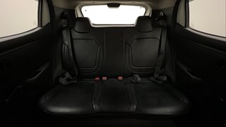 Used 2016 Renault Kwid [2015-2019] RXT Petrol Manual interior REAR SEAT CONDITION VIEW