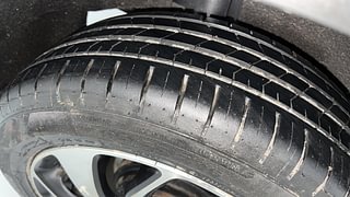 Used 2022 Maruti Suzuki Baleno [2019-2022] Zeta Petrol Petrol Manual tyres RIGHT REAR TYRE TREAD VIEW
