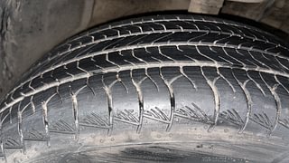 Used 2023 Maruti Suzuki Grand Vitara Zeta Smart Hybrid Petrol Manual tyres RIGHT FRONT TYRE TREAD VIEW