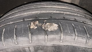 Used 2019 maruti-suzuki Baleno Zeta CVT Petrol Petrol Automatic tyres LEFT REAR TYRE TREAD VIEW