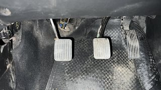 Used 2015 Hyundai Grand i10 [2013-2017] Asta 1.2 Kappa VTVT (O) Petrol Manual interior PEDALS VIEW
