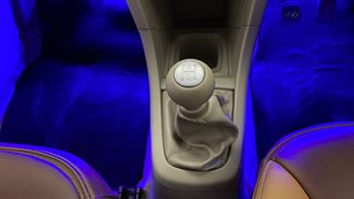 Used 2016 Maruti Suzuki Ertiga [2015-2018] ZXI+ Petrol Manual interior GEAR  KNOB VIEW