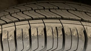 Used 2018 Tata Tiago [2016-2020] Revotron XZA AMT Petrol Automatic tyres RIGHT REAR TYRE TREAD VIEW