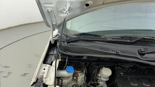 Used 2017 Maruti Suzuki Wagon R 1.0 [2010-2019] VXi Petrol + CNG (Outside Fitted) Petrol+cng Manual engine ENGINE RIGHT SIDE HINGE & APRON VIEW