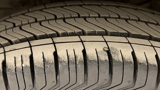 Used 2018 Tata Tiago [2016-2020] Revotron XZA AMT Petrol Automatic tyres LEFT FRONT TYRE TREAD VIEW