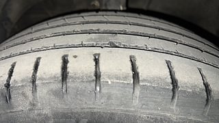 Used 2020 Toyota Glanza [2019-2022] G Petrol Manual tyres LEFT FRONT TYRE TREAD VIEW