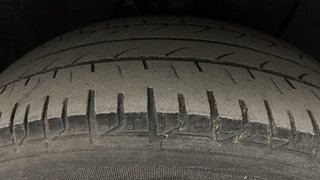 Used 2019 Hyundai Elite i20 [2018-2020] Asta 1.2 Petrol Manual tyres RIGHT FRONT TYRE TREAD VIEW