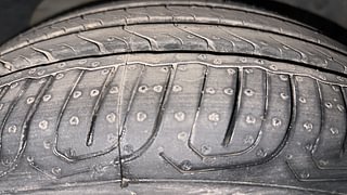 Used 2020 Ford Freestyle [2017-2021] Titanium 1.2 Petrol Manual tyres RIGHT FRONT TYRE TREAD VIEW