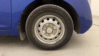 Used 2012 Hyundai Eon [2011-2018] Era Petrol Manual tyres RIGHT FRONT TYRE RIM VIEW