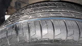 Used 2021 Kia Sonet HTX 1.0 DCT Petrol Automatic tyres RIGHT REAR TYRE TREAD VIEW