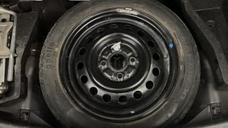 Used 2016 Maruti Suzuki Wagon R 1.0 [2015-2019] VXI AMT Petrol Automatic tyres SPARE TYRE VIEW