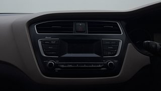 Used 2018 Hyundai Elite i20 [2014-2018] Sportz 1.2 Petrol Manual top_features Integrated (in-dash) music system