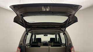 Used 2016 Maruti Suzuki Wagon R 1.0 [2015-2019] VXI AMT Petrol Automatic interior DICKY DOOR OPEN VIEW