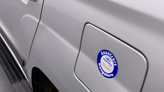 Used 2018 Mahindra TUV300 [2015-2020] T10 Diesel Manual dents MINOR SCRATCH