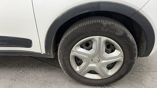 Used 2019 Tata Nexon [2017-2020] XMA AMT Petrol Petrol Automatic tyres RIGHT FRONT TYRE RIM VIEW