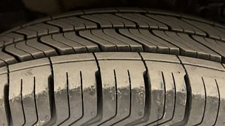 Used 2018 Tata Tiago [2016-2020] Revotron XZA AMT Petrol Automatic tyres RIGHT FRONT TYRE TREAD VIEW