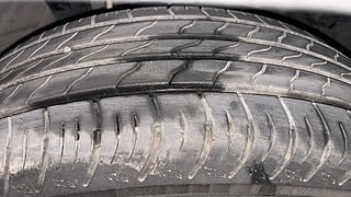 Used 2023 Renault Kiger RXT (O) AMT Petrol Automatic tyres RIGHT FRONT TYRE TREAD VIEW