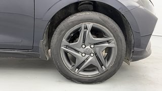 Used 2021 Hyundai New i20 Sportz 1.5 MT Diesel Manual tyres RIGHT FRONT TYRE TREAD VIEW