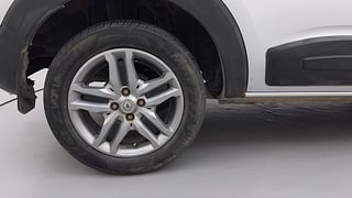 Used 2020 Renault Triber RXZ AMT Petrol Automatic tyres RIGHT REAR TYRE RIM VIEW