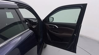 Used 2023 Maruti Suzuki Grand Vitara Zeta Smart Hybrid Petrol Manual interior RIGHT FRONT DOOR OPEN VIEW