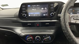 Used 2021 Hyundai New i20 Sportz 1.5 MT Diesel Manual top_features Integrated (in-dash) music system