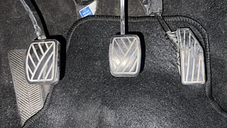 Used 2020 Toyota Glanza [2019-2022] G Petrol Manual interior PEDALS VIEW