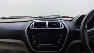 Used 2018 Mahindra TUV300 [2015-2020] T10 Diesel Manual top_features Integrated (in-dash) music system
