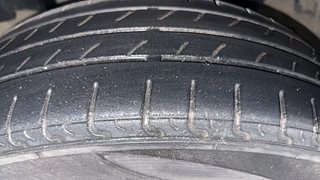 Used 2020 renault Kwid RXL(O) 1.0 Petrol MT SCE Petrol Manual tyres LEFT FRONT TYRE TREAD VIEW
