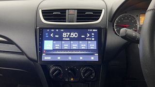 Used 2017 Maruti Suzuki Swift [2011-2017] VXi Petrol Manual top_features Integrated (in-dash) music system