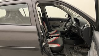 Used 2016 Maruti Suzuki Alto 800 [2016-2019] LXI CNG (outside fitted) Petrol+cng Manual interior RIGHT SIDE FRONT DOOR CABIN VIEW