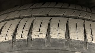 Used 2016 Honda Jazz VX Petrol Petrol Manual tyres RIGHT FRONT TYRE TREAD VIEW