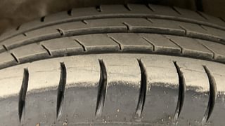 Used 2015 Maruti Suzuki Alto K10 [2014-2019] VXi Petrol Manual tyres LEFT FRONT TYRE TREAD VIEW