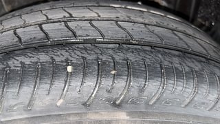 Used 2020 Renault Triber RXZ AMT Petrol Automatic tyres RIGHT REAR TYRE TREAD VIEW